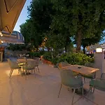 호텔 Villamar 2*