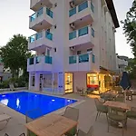 מלון Villamar
