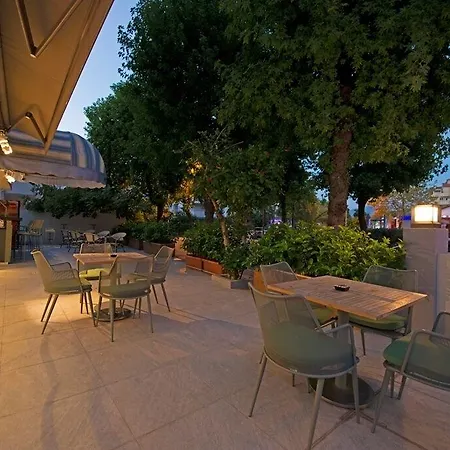 Hotell Villamar 2*