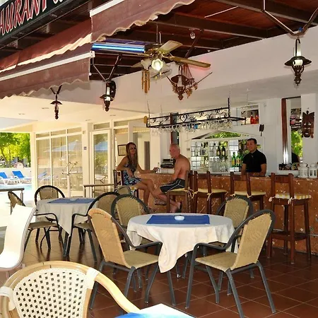 Otel Villamar 2*